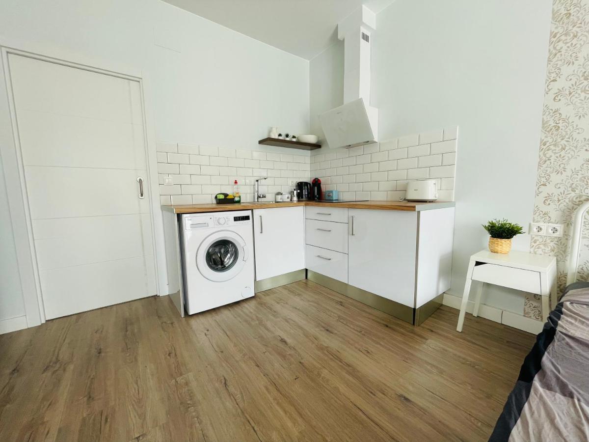 City Heart Alicante Studio Apartment - Castle View Экстерьер фото